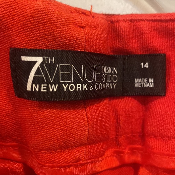 7th Avenue design studio red crop pants - Picture 3 of 4